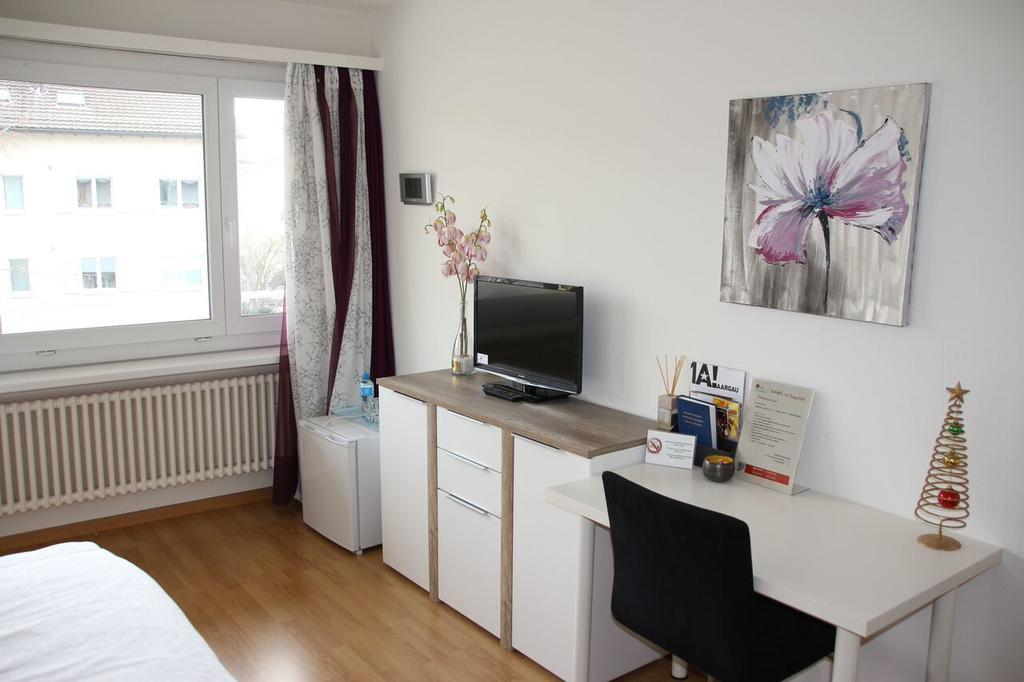 City Hotel Wettingen Szoba fotó
